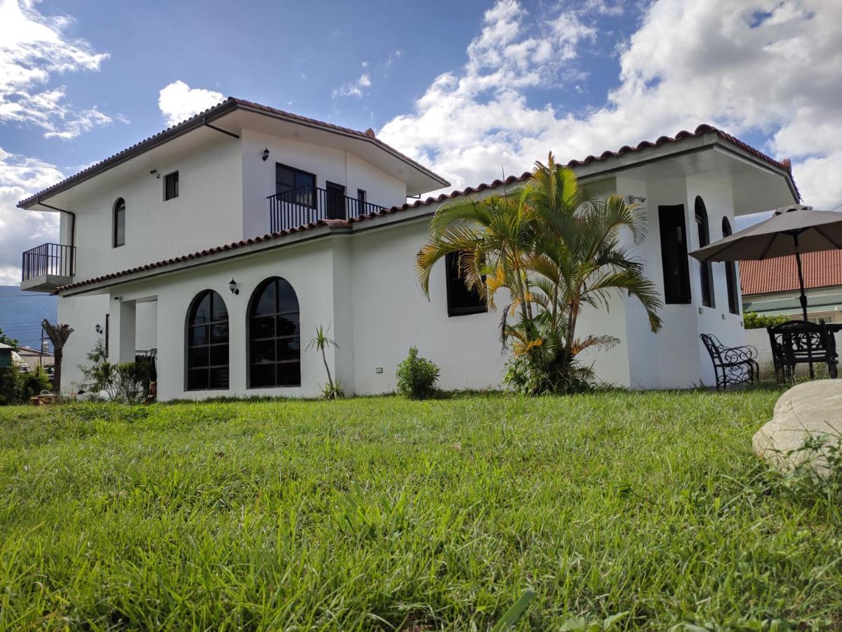 日安池上民宿buongiorno Chishang B&B מראה חיצוני תמונה